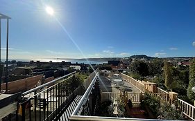 Seascape Scarborough Stunning Seaview Holiday Home Apartment